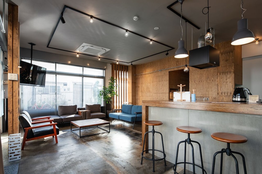 RAKUNA INN 和 HONJO-AZUMABASHI 東京