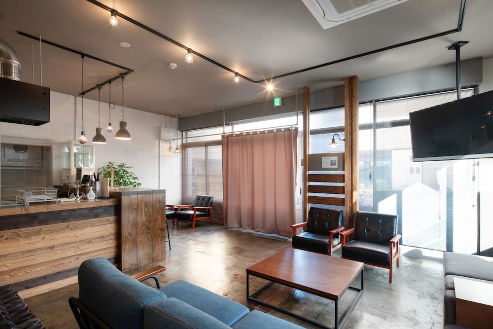 RAKUNA INN 和 HONJO-AZUMABASHI 東京