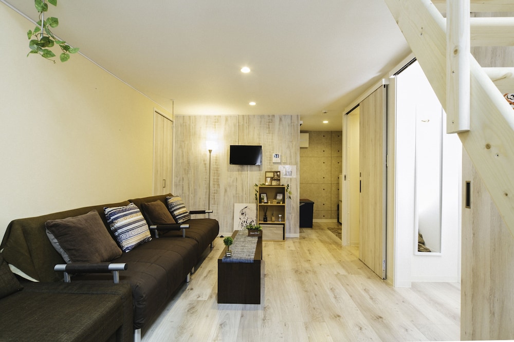 NESTLE TOKYO DUPLEX ITABASHI 01 東京