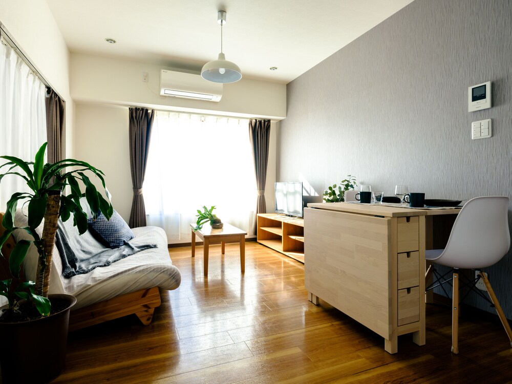 HOME N LOUNGE 東京