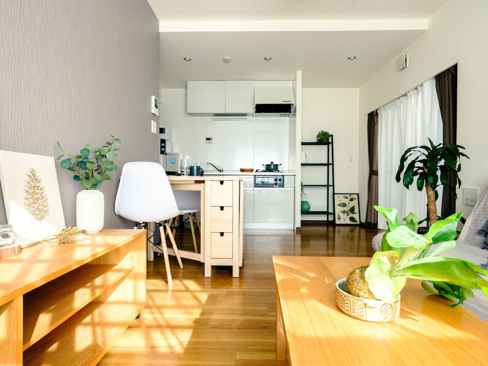 HOME N LOUNGE 東京