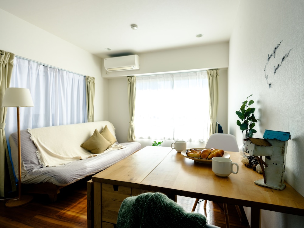 HOME N LOUNGE 東京