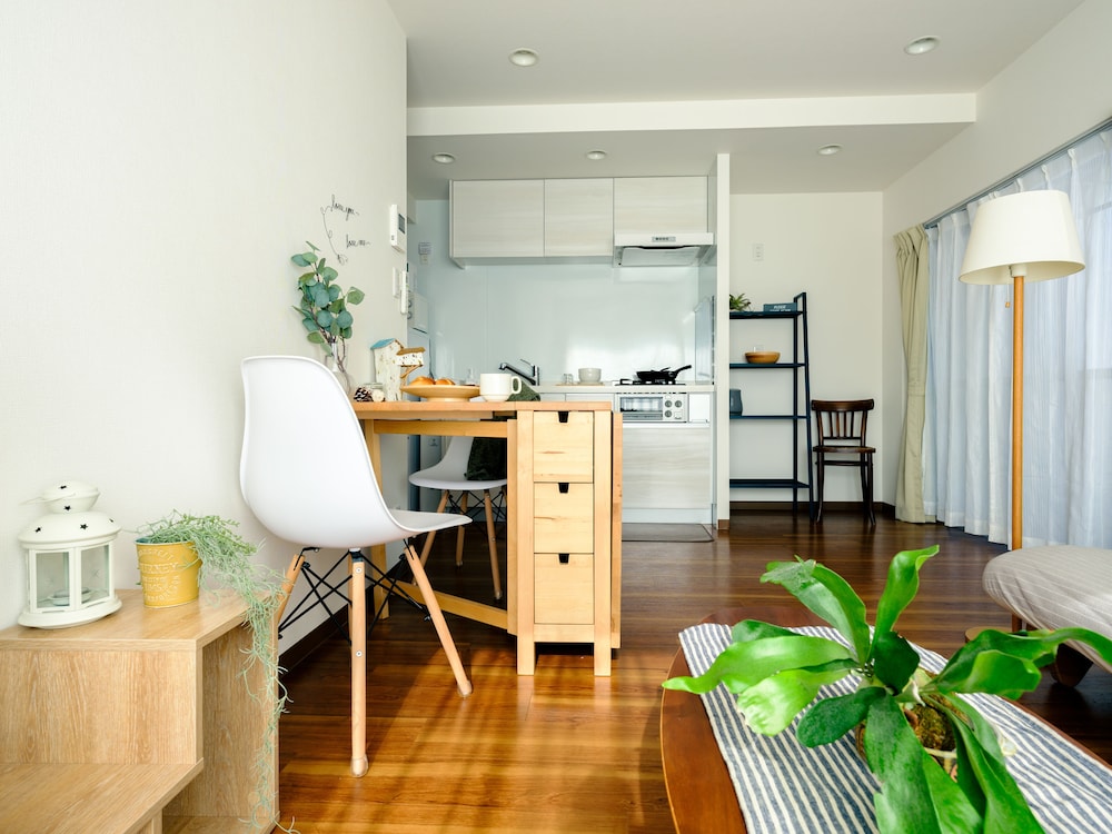 HOME N LOUNGE 東京