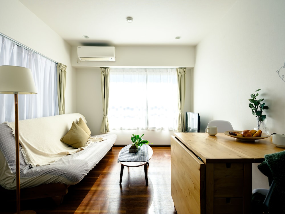 HOME N LOUNGE 東京