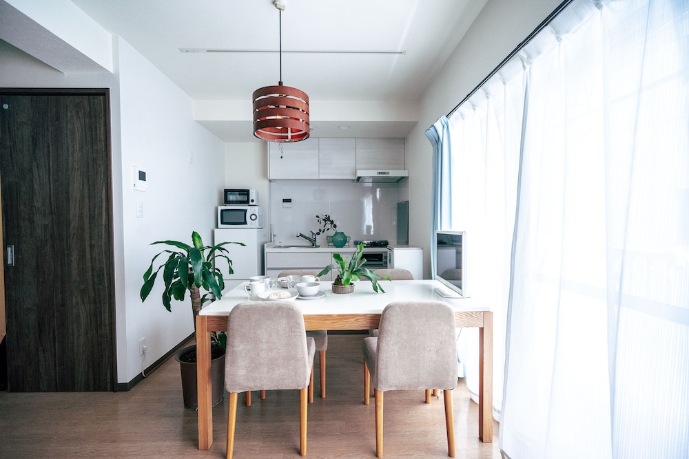 HOME N LOUNGE 東京
