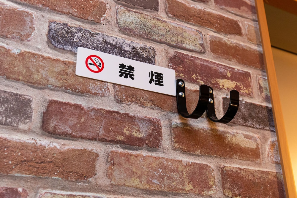 TOKYO JAILHOUSE 東京