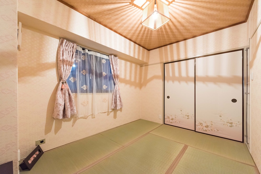 PAPILLON PARADIS HIGASHI-SHINJUKU 東京