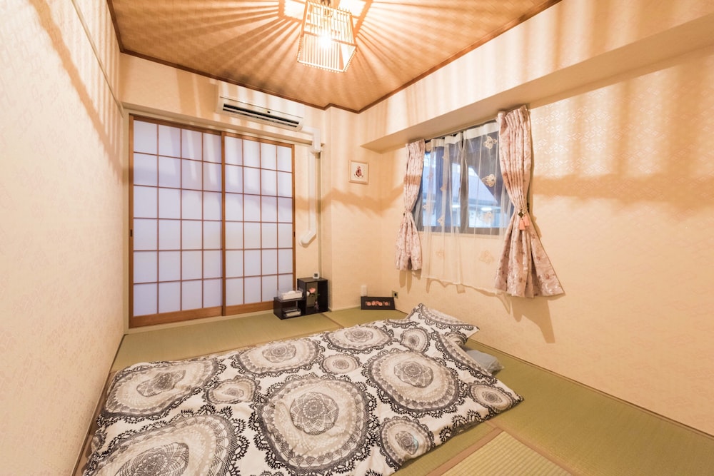 PAPILLON PARADIS HIGASHI-SHINJUKU 東京