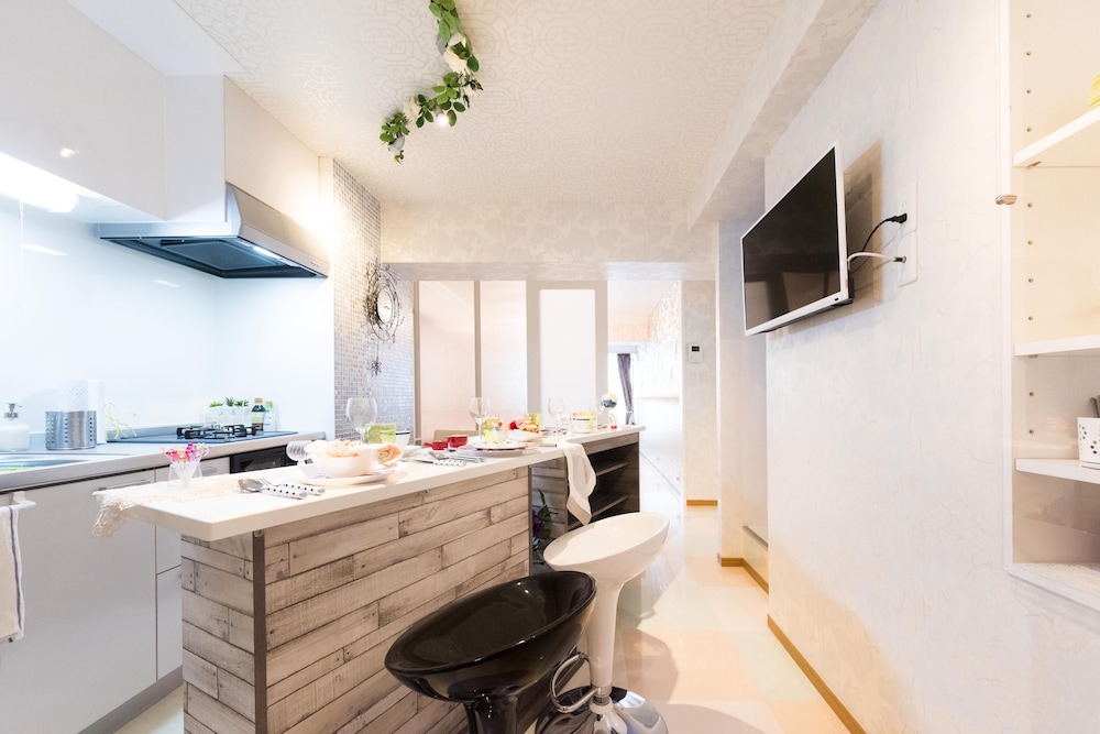 PAPILLON PARADIS HIGASHI-SHINJUKU 東京