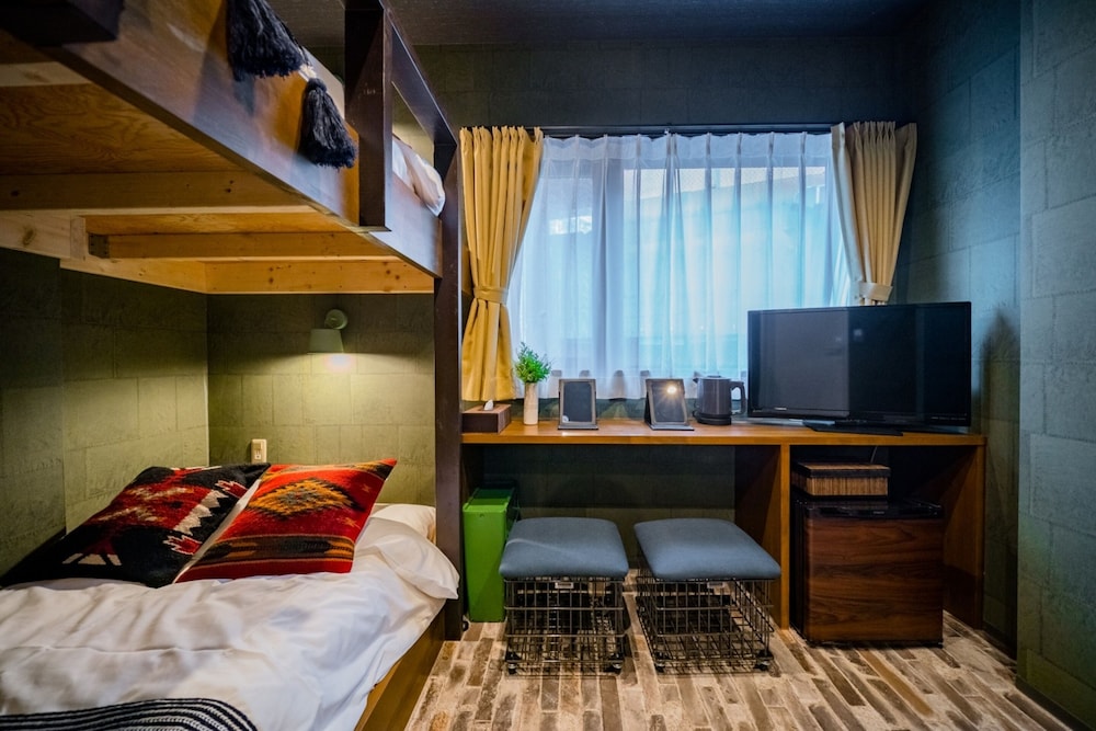 IKIDANE RESIDENTIAL HOTEL 駒込 東京