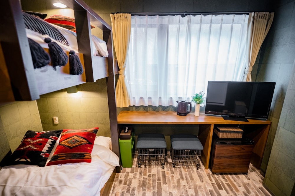 IKIDANE RESIDENTIAL HOTEL 駒込 東京