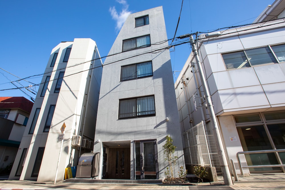 ラフィット 東京 WEST 東京