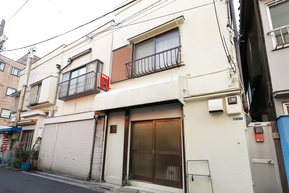 PEBLISS KUTSUROGI NO.1 東京