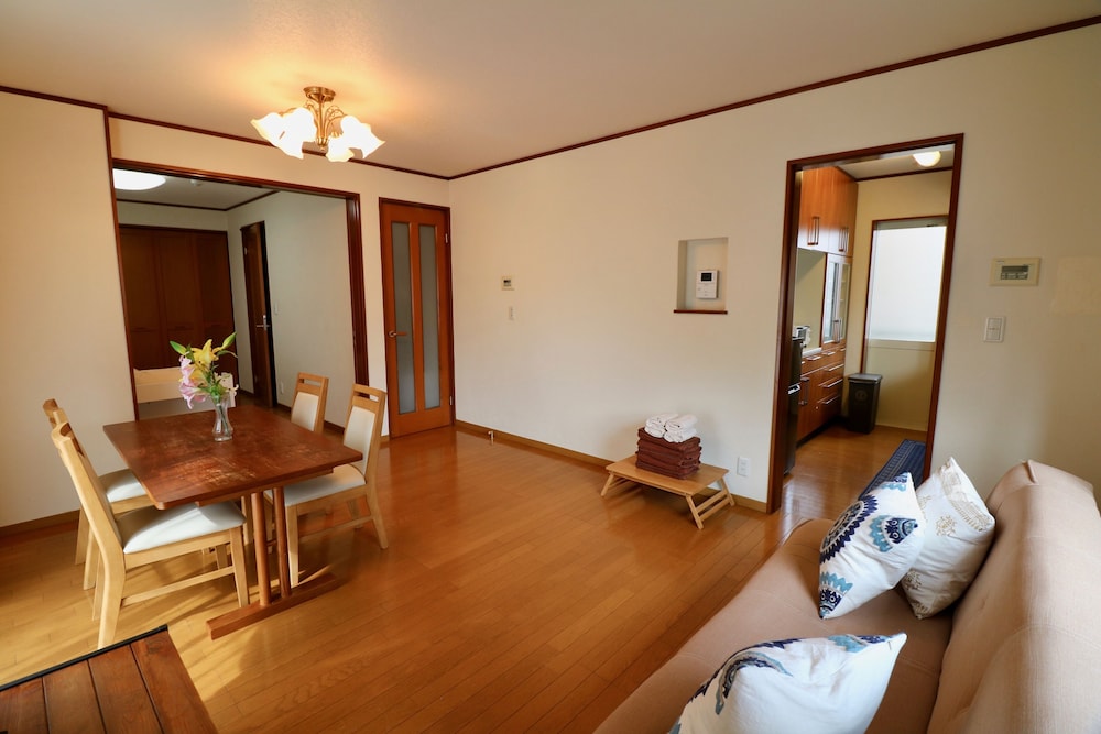 SOPHIA COURT ROOM101.102 東京