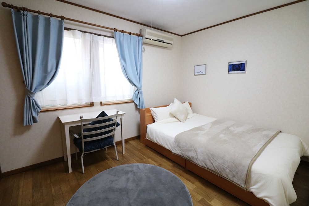 SOPHIA COURT ROOM101.102 東京