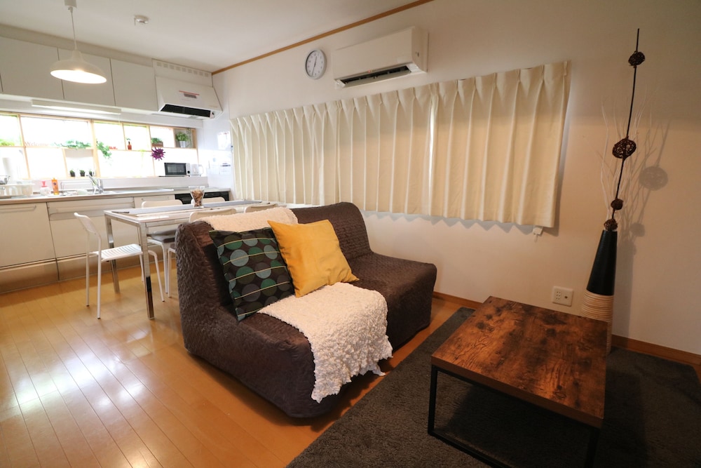 KATSUSHIKA HOUSE 東京