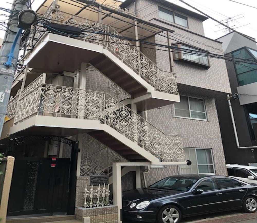 CENTRALLY LOCATED DELUXE FURNISHED.3 東京