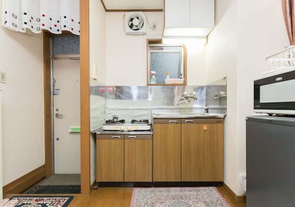 CENTRALLY LOCATED DELUXE FURNISHED.3 東京