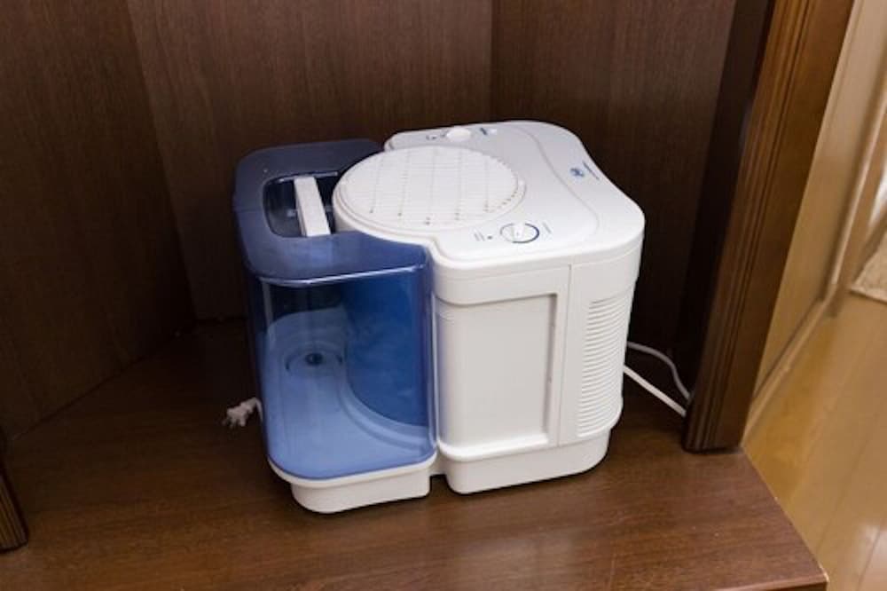 CENTRALLY LOCATED DELUXE FURNISHED.4 東京