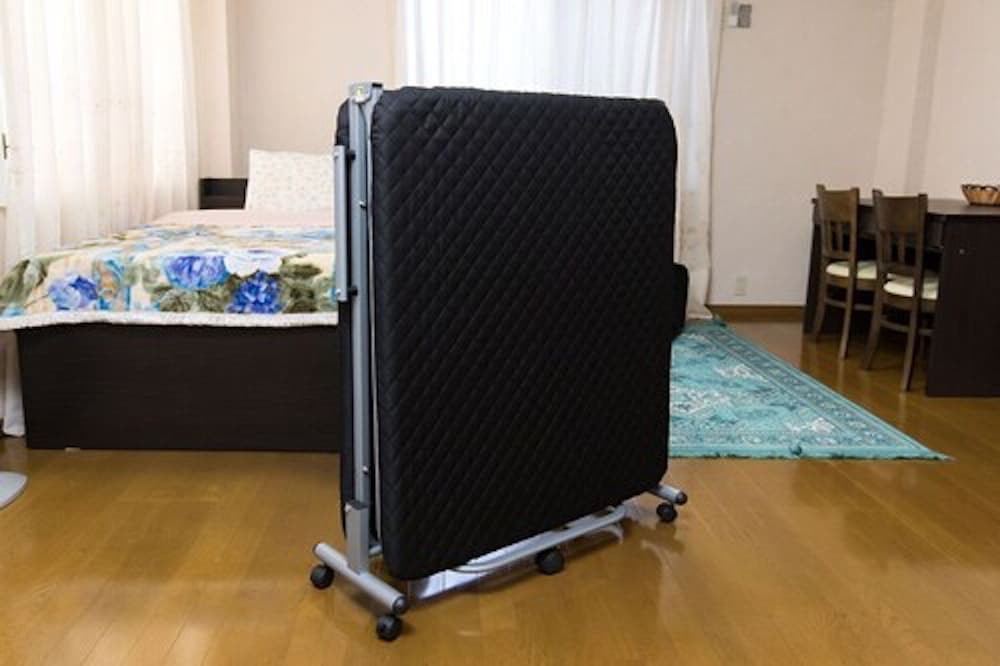 CENTRALLY LOCATED DELUXE FURNISHED.4 東京