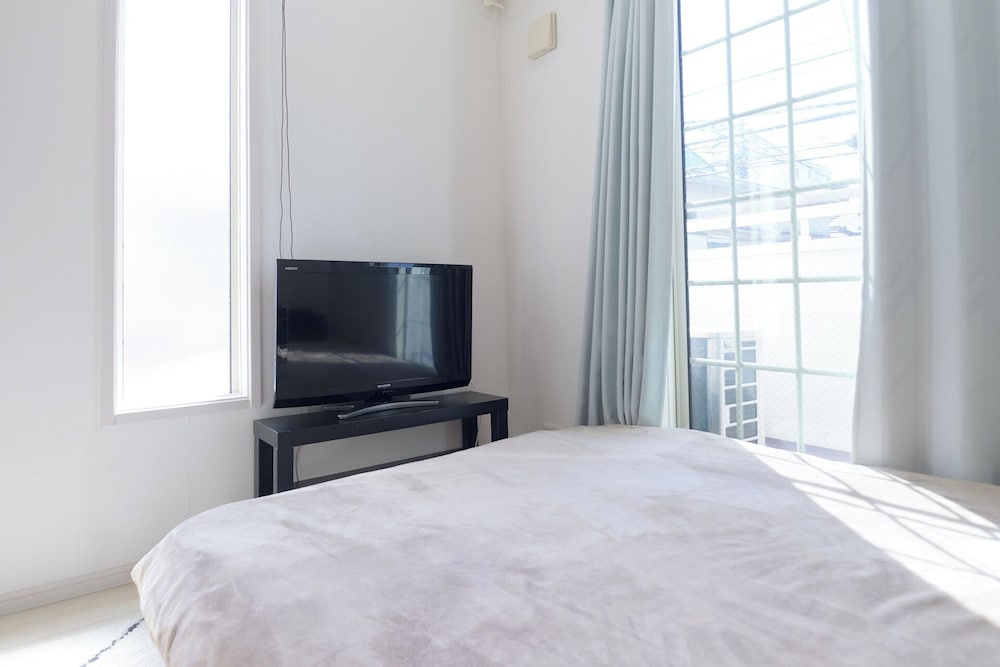 SOSHIGAYA APARTMENT 東京
