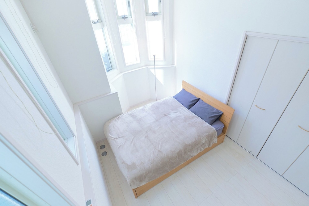 SOSHIGAYA APARTMENT 東京