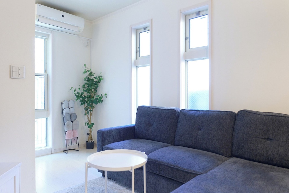 SOSHIGAYA APARTMENT 東京