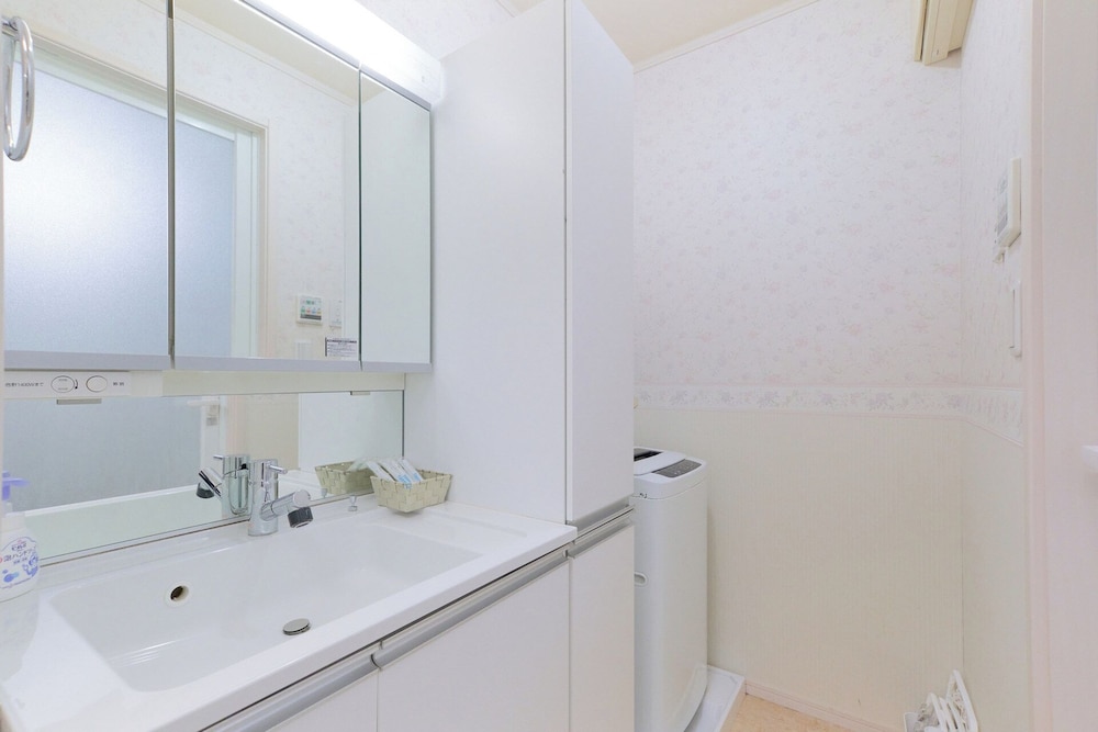 SOSHIGAYA APARTMENT 東京