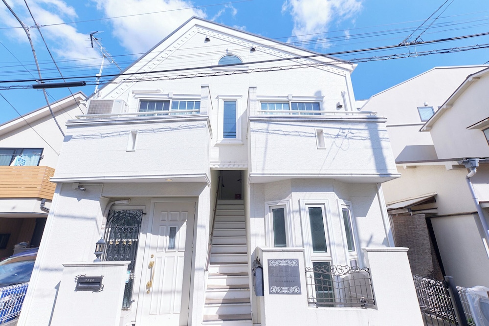 SOSHIGAYA APARTMENT 東京