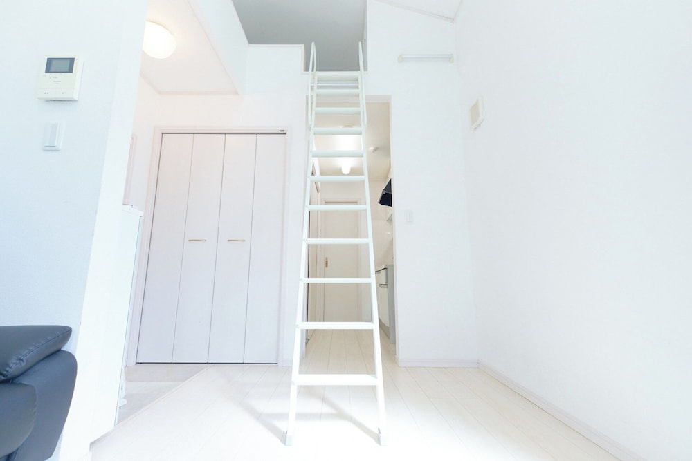 SOSHIGAYA APARTMENT 東京