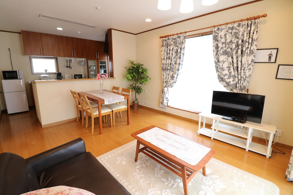 SOPHIA COURT ROOM201 東京
