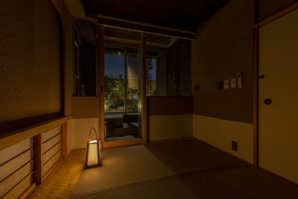 茶室 RYOKAN ASAKUSA 東京