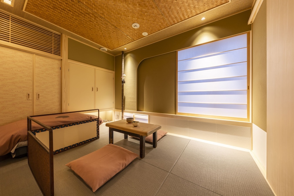 茶室 RYOKAN ASAKUSA 東京