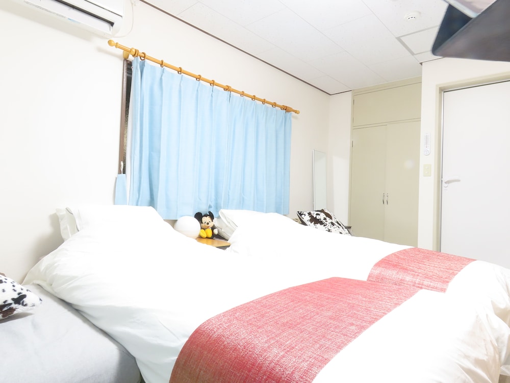ROLANDS HOUSE 301 東京