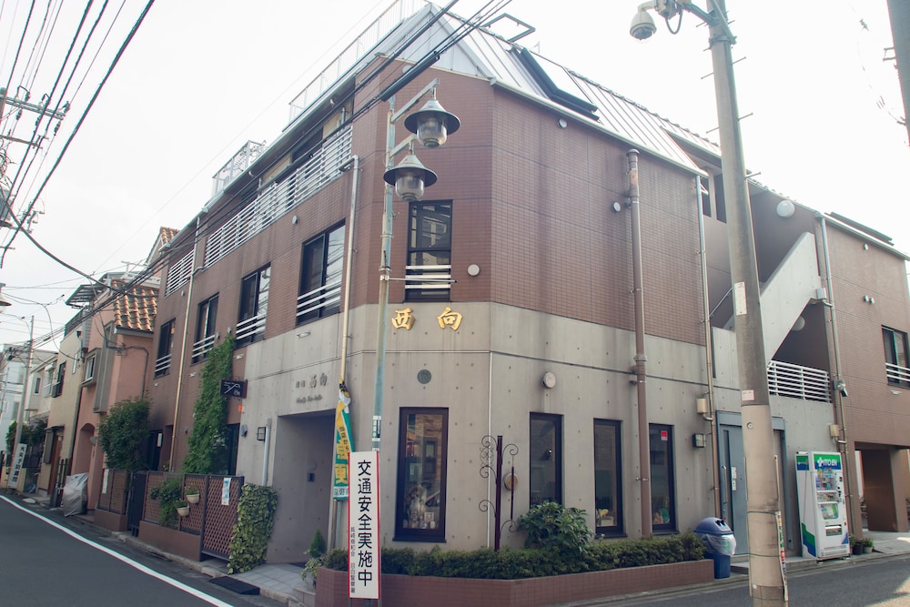 ファミリーイン西向 東京