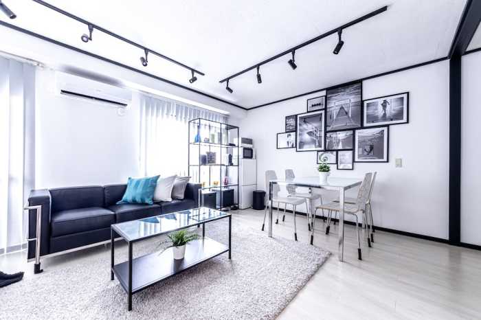 B2 PERFECT PLACE WITH LUX FLAT SHINJUKU 東京