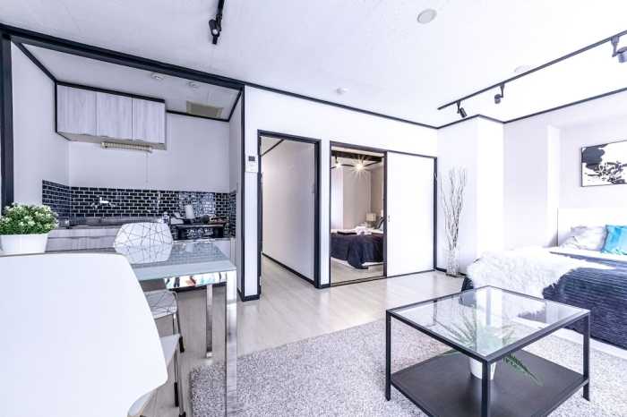 B2 PERFECT PLACE WITH LUX FLAT SHINJUKU 東京