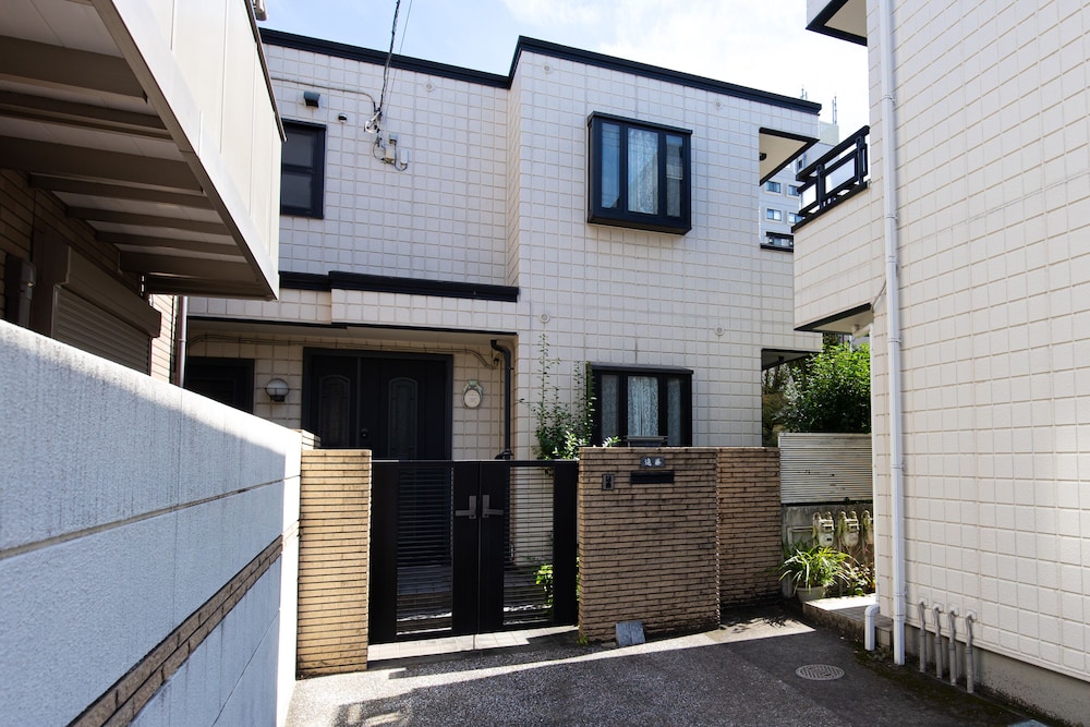 SHINAGAWA WISTERIA RESIDENCE 東京