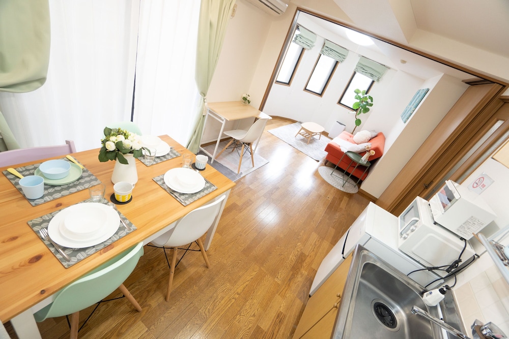 ELLE’S SHIROKANE GUEST HOUSE 東京