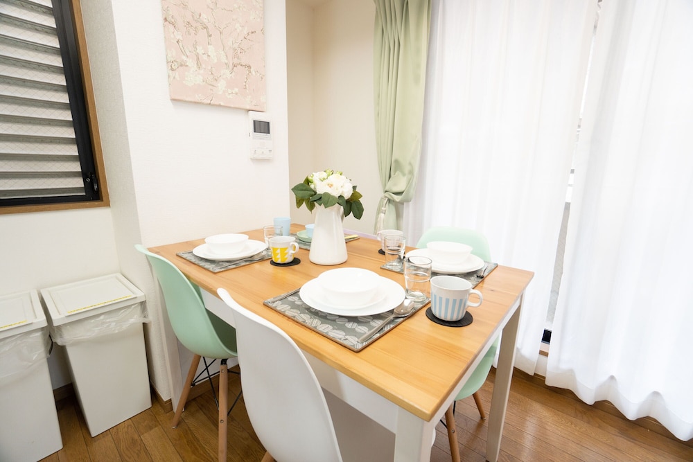 ELLE’S SHIROKANE GUEST HOUSE 東京