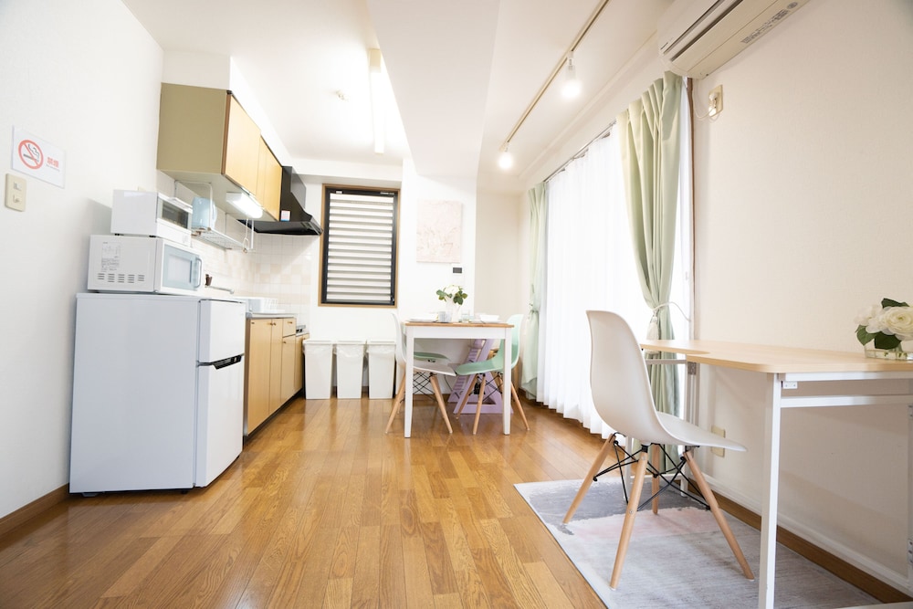 ELLE’S SHIROKANE GUEST HOUSE 東京