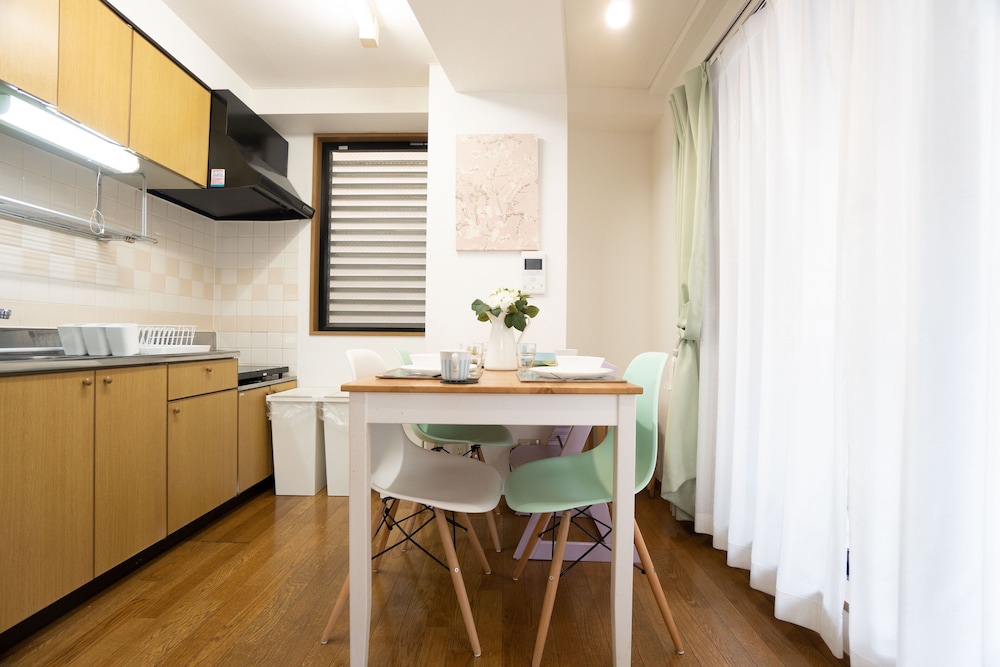 ELLE’S SHIROKANE GUEST HOUSE 東京