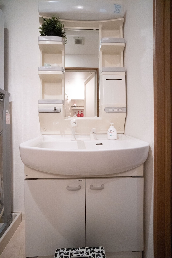 ELLE’S SHIROKANE GUEST HOUSE 東京