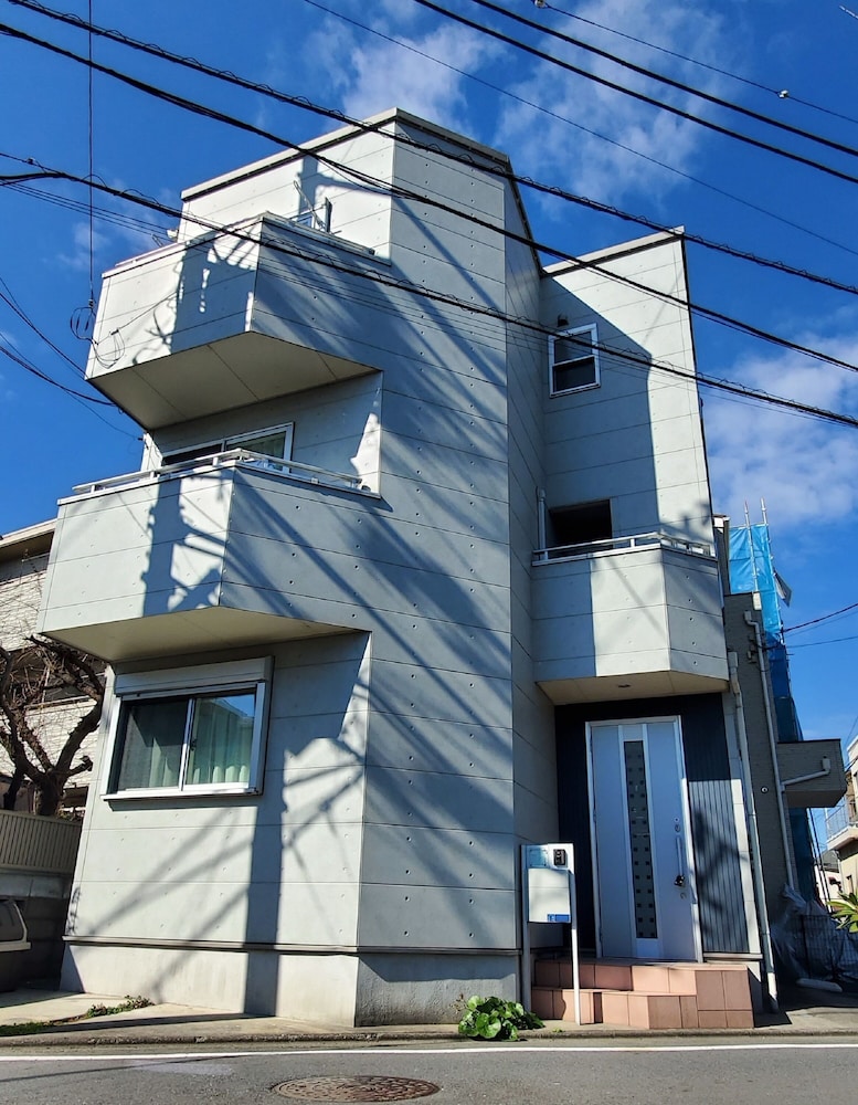 PEBLISS HINATA 東京