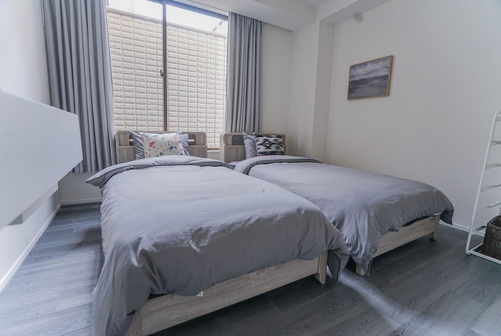 ZAITO TOKYO YOKOKAWA ECONOMY INN 東京