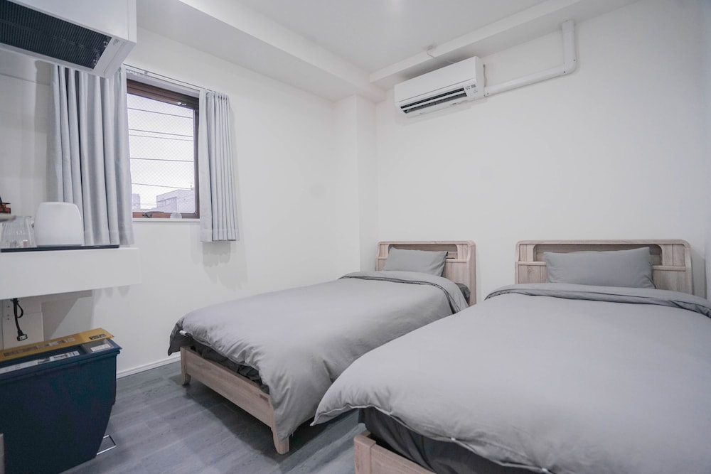 ZAITO TOKYO YOKOKAWA ECONOMY INN 東京