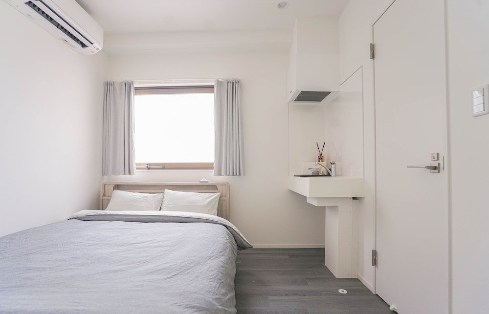 ZAITO TOKYO YOKOKAWA ECONOMY INN 東京