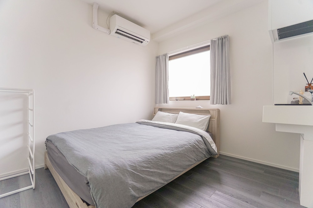 ZAITO TOKYO YOKOKAWA ECONOMY INN 東京