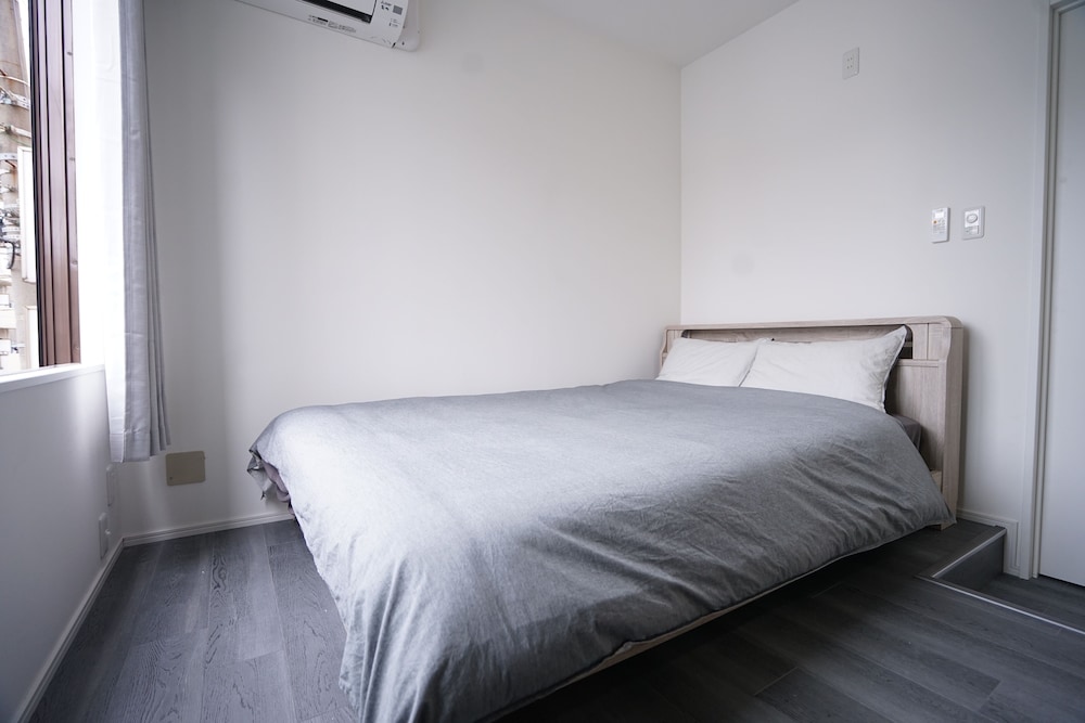 ZAITO TOKYO YOKOKAWA ECONOMY INN 東京