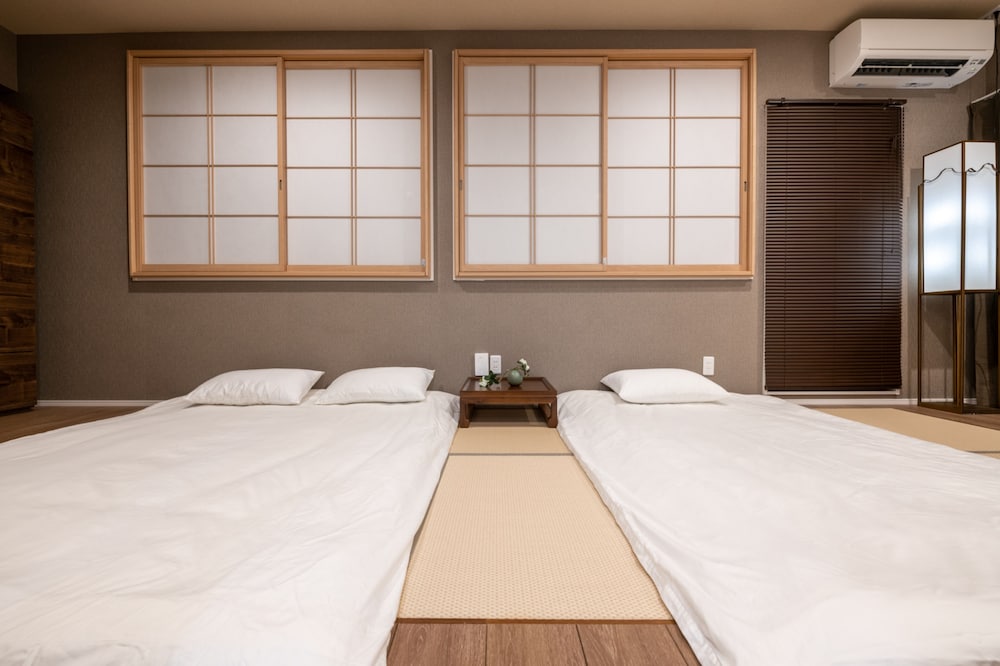 ZAITO TOKYO YOKOKAWA ECONOMY INN 東京